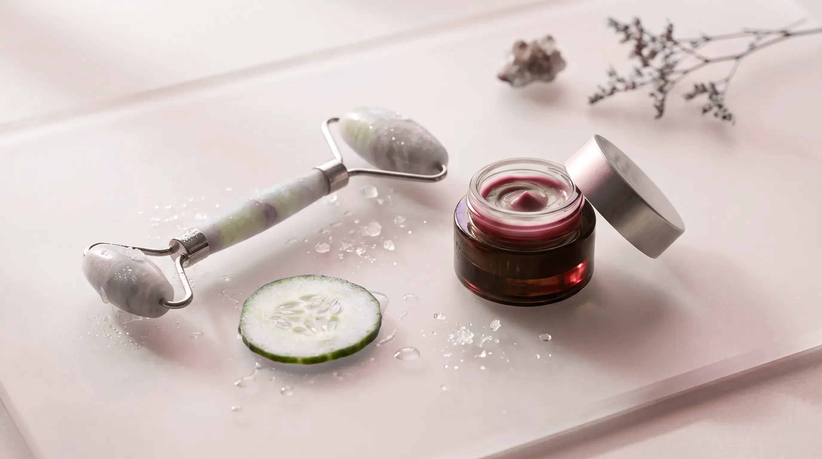 دور چشم؛ تیرگی، پف و خطوط ریز را چطور مدیریت کنیم؟